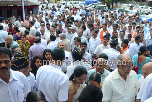 N Vinay Hegde, Chancellor of Vinay Hegde who was present as a chief guest, said lessons on career opportunities in defence forces should be incorporated in text books.  Earlier Dr D Veerendra Heggade, Dharmadhikari of Dharmasthala inaugurated the Sainik Bhavan.  MLC Capt. Ganesh Karnik who was also present informed that Rs 11 lakh had been sanctioned from his area development fund for the project, while former MLA Yogish Bhat too had sanctioned Rs 10 lakh from his fund.  ‘Samarpana’ a souvenir brought out to commemorate the occasion was released at the function.  N Sharath Bhandari, President of DK District Ex-Servicemen’s Association informed that the building located on a five cents land has been constructed at an estimated cost of Rs 70 lakh.  Prior to the ceremony, the Association paid respects to martyrs of Kargil war during the Kargil Diwas observed at the War Memorial at Kadri. 